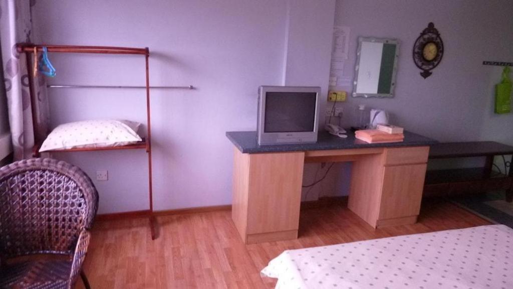 Hotel Hung Hung Kuching Eksteriør billede