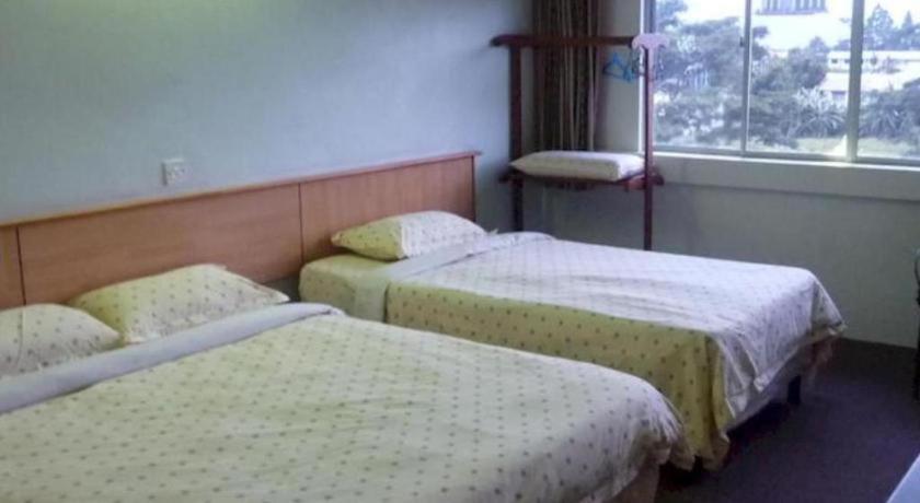 Hotel Hung Hung Kuching Eksteriør billede